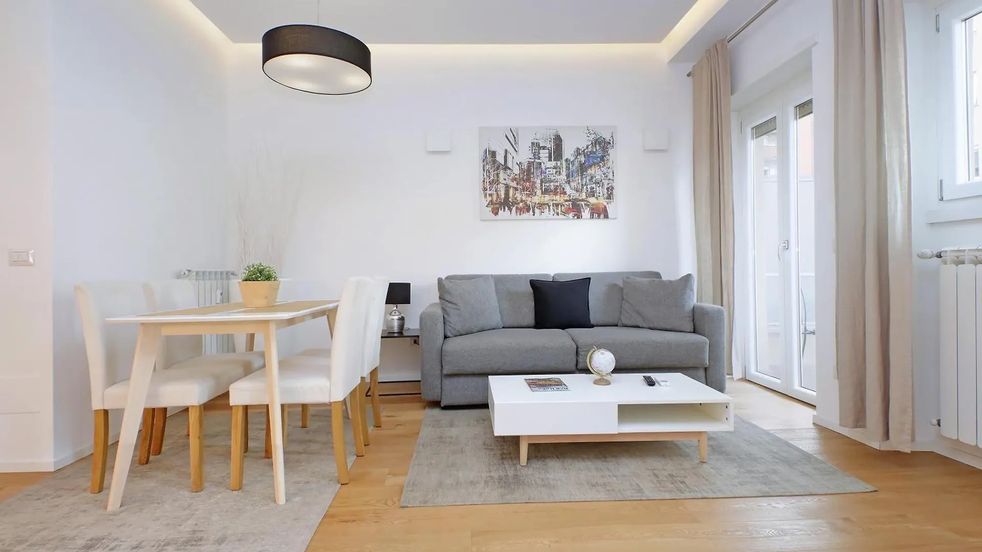 Cozy 1-Bedroom Flat With Balcony, Steps To Vatican contacts