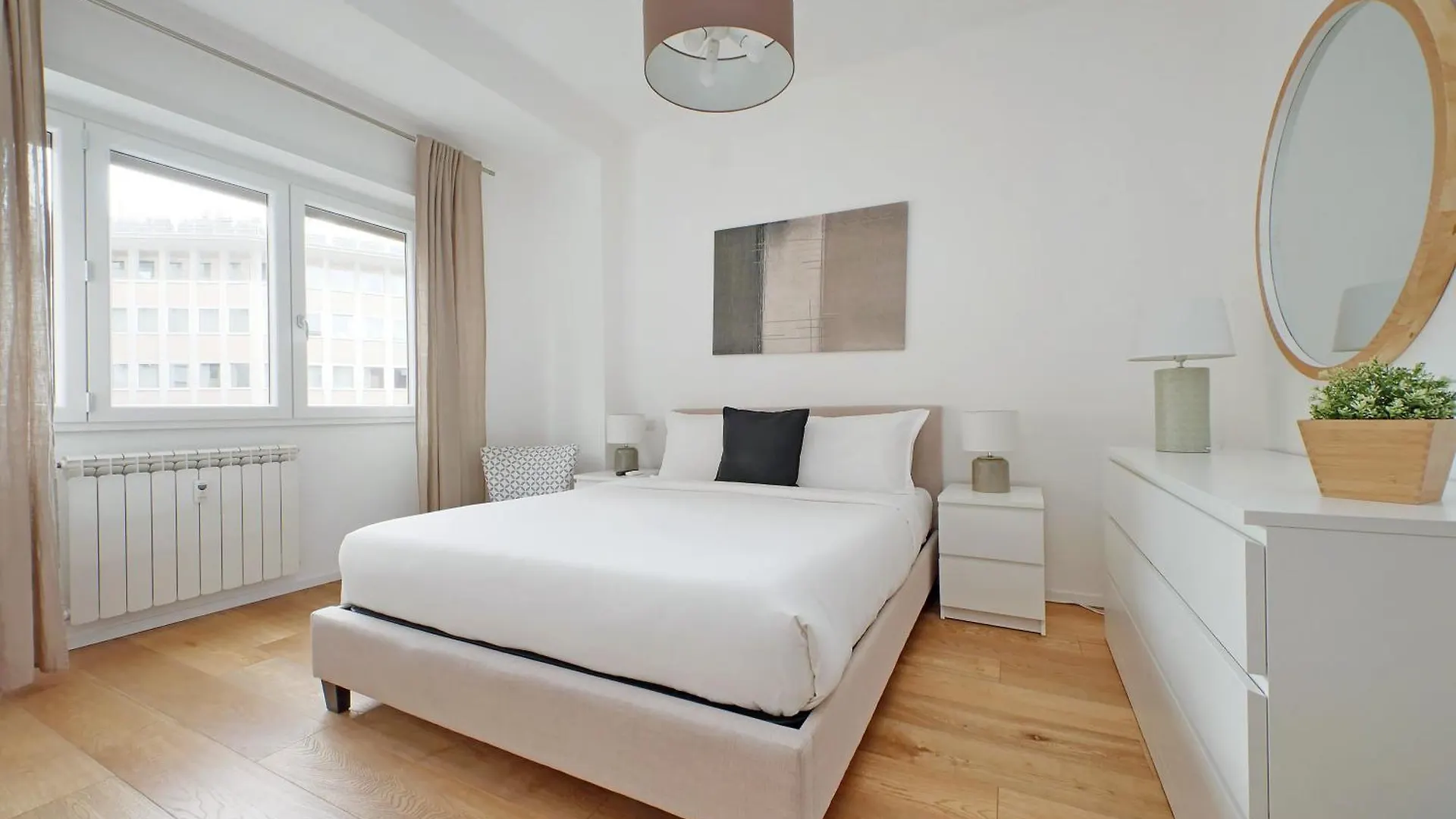Cozy 1-Bedroom Flat With Balcony, Steps To Vatican Rome Italy