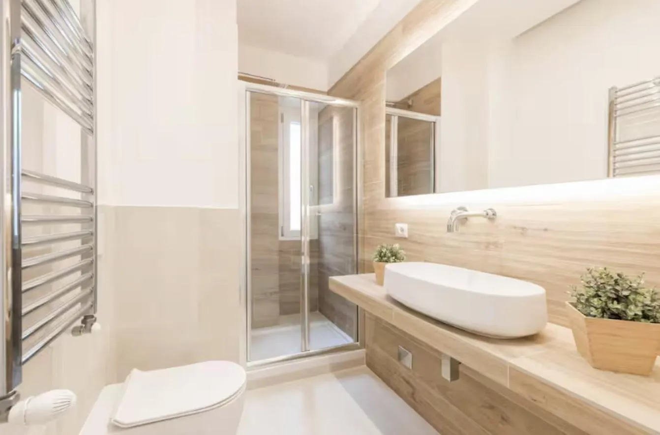 Cozy 1-Bedroom Flat With Balcony, Steps To Vatican Rome 0*,